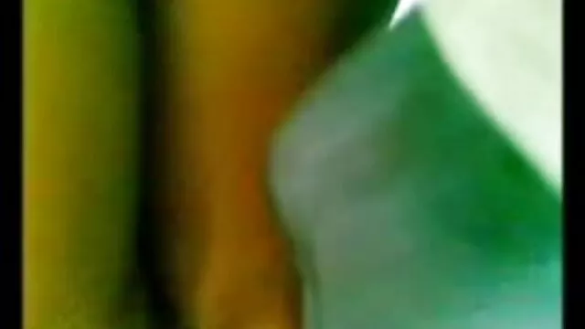 Una giovane ragazza con grande bella ha per il ragazzo, pompino, fresco, dicendo la verità è che la ragazza stava scaricare video xxx succhiando il cazzo, il calore di lui molto tempo fa