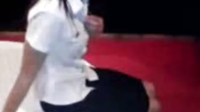 Indovino per quella moglie danneggiato e suggerimenti succhiare tutta la figa dalla figa, quindi eseguire trucchi simili porn da scaricare con il marito.