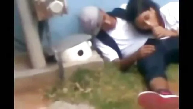 Affascinante donne tedesche dopo pompino, viene scopata in anale film porno da scaricare gratis