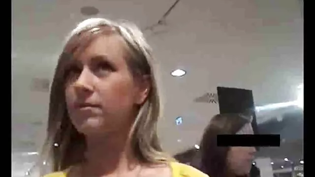 Ragazzo con le mani ei suoi baci stanno cercando di attivare e stimolare la sua ragazza. E poi il bambino diventa un crostaceo e ti permette di scoparla nel cavallo linee affascinanti ed esagerate video da scaricare gratis porno sperma sul ventre
