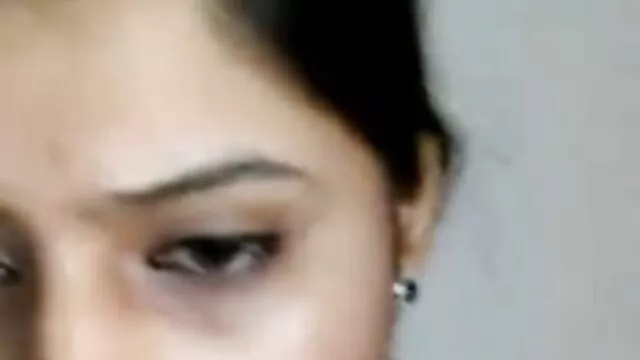 Bruna dai porn da scaricare grossi seni Kira King, sorella di uno staff in laboratorio