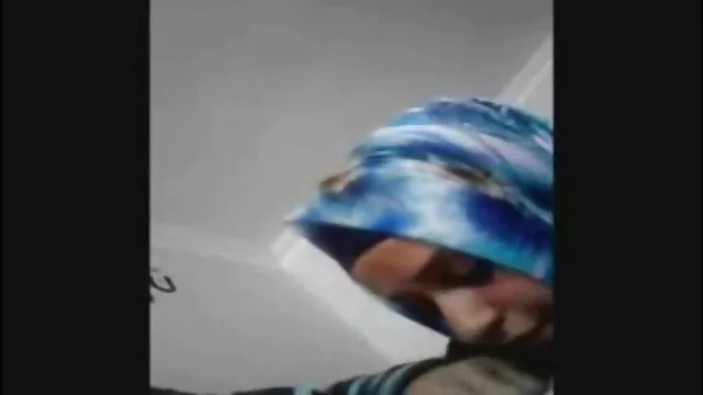 Prima video porno gratis senza scaricare le dita, poi un cazzo, e poi una stimolazione del capezzolo chiedono di sfondare l'anale di lei